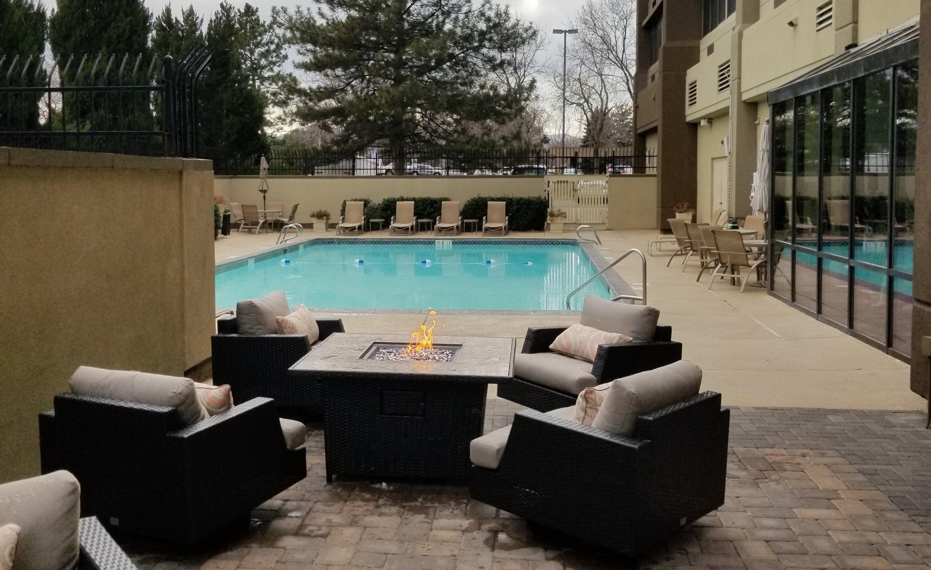 Holiday Inn Denver Lakewood By Ihg Exterior foto